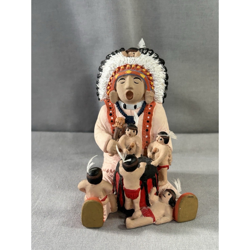 VTG Native American Storyteller and Family Hopi Chief Clay Folk Art Has Wear